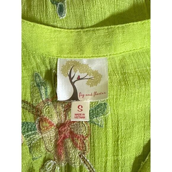 Fig & Flower Women's Embroidered Floral Button Front Shirt Size S Green Roll Tab - Picture 8 of 9